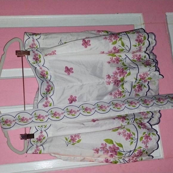 SHEIN floral print scalloped shorts - Picture 4 of 8